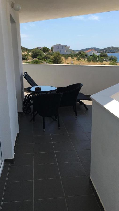 Beach House Paradiso Rogoznica  Exterior photo